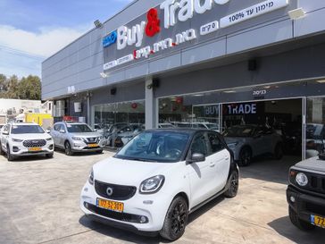 סמארט FORFOUR
