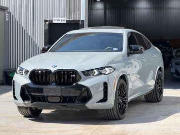 ב מ וו X6