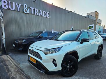 טויוטה RAV4