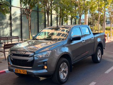 איסוזו D-Max