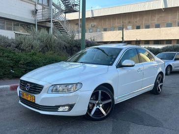 וולבו S80