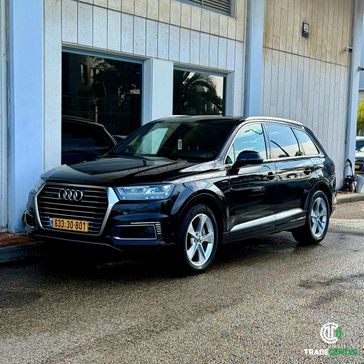 אאודי Q7