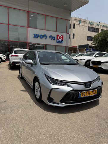טויוטה קורולה