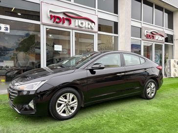 יונדאי אלנטרה