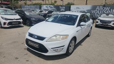 פורד מונדאו