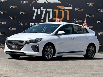 יונדאי איוניק