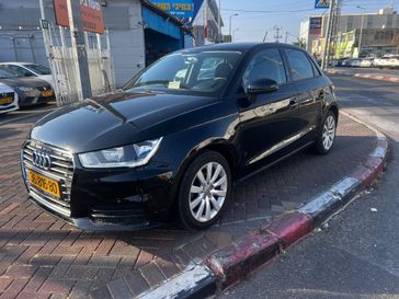 אאודי A1