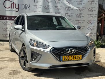 יונדאי איוניק