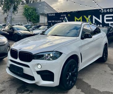 ב מ וו X6