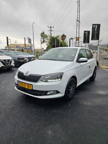 סקודה פאביה