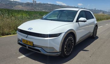יונדאי איוניק
