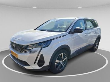 פיג'ו 5008