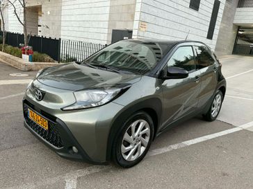 טויוטה אייגו