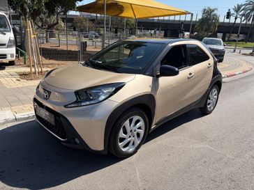 טויוטה אייגו