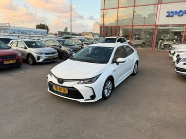 טויוטה קורולה