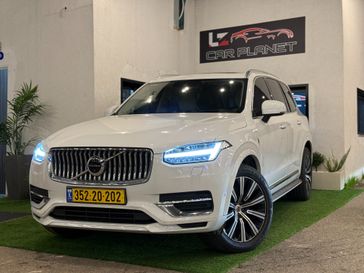 וולבו XC90