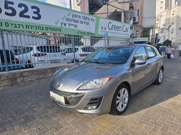 מזדה 3