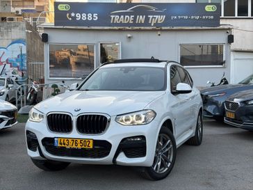 ב מ וו X3