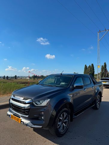 איסוזו D-Max