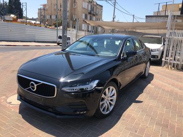 וולבו S90
