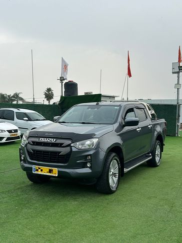 איסוזו D-Max