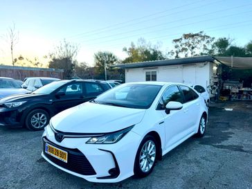 טויוטה קורולה