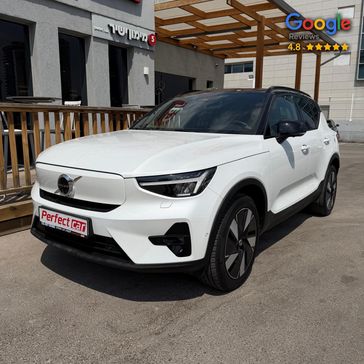 וולבו XC40