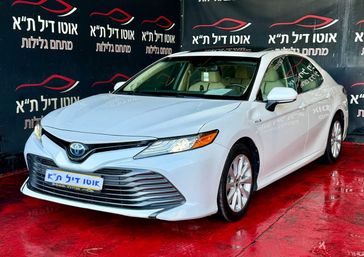 טויוטה קאמרי