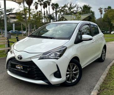 טויוטה יאריס