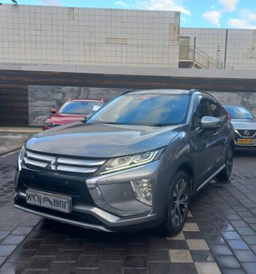 מיצובישי אקליפס קרוס