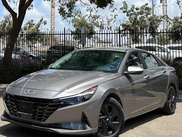 יונדאי אלנטרה