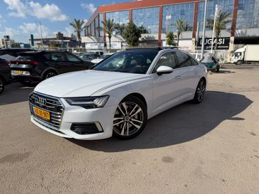 אאודי A6