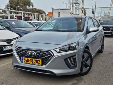 יונדאי איוניק