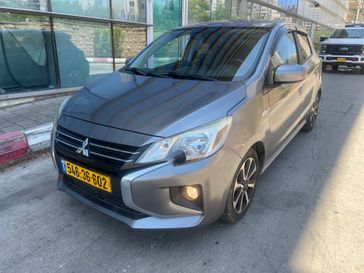 מיצובישי ספייס סטאר