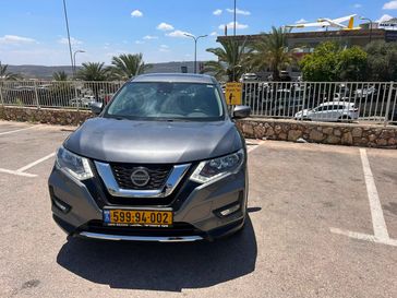 ניסאן X TRAIL