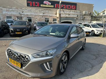 יונדאי איוניק