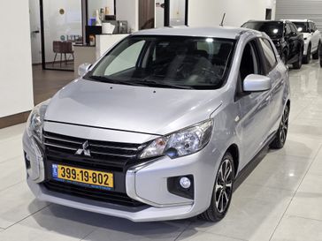 מיצובישי ספייס סטאר