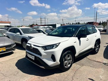 טויוטה RAV4