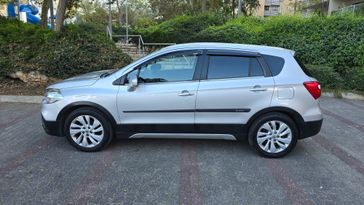 סוזוקי SX4 CROSSOVER