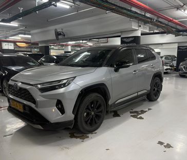 טויוטה RAV4
