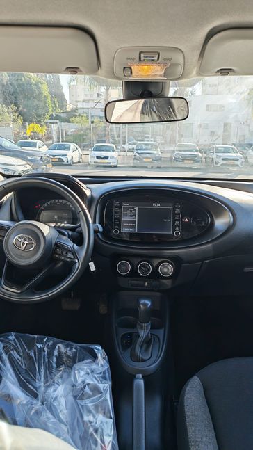 טויוטה אייגו