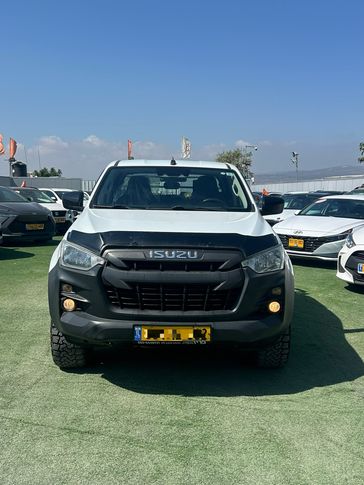 איסוזו D-Max