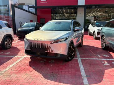 אומודה 7 PHEV