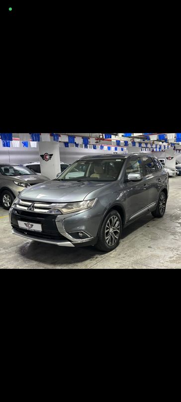 מיצובישי אאוטלנדר