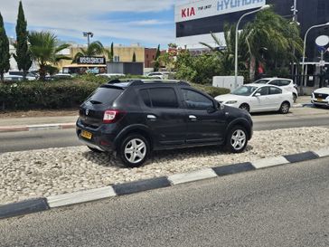 דאציה סנדרו