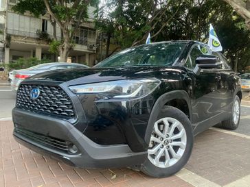 טויוטה קורולה קרוס