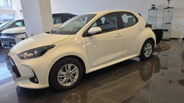 טויוטה יאריס