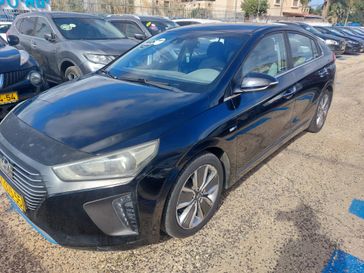 יונדאי איוניק