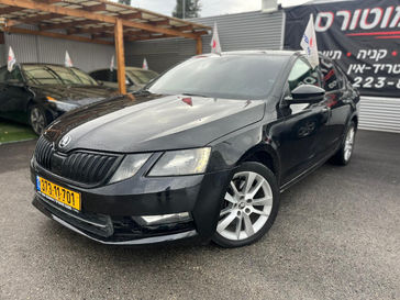 סקודה אוקטביה