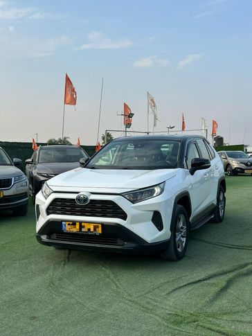 טויוטה RAV4